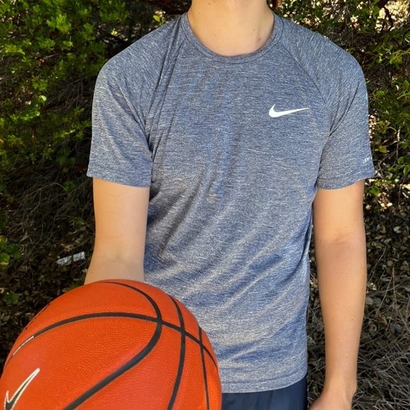 NIKE SWIM MEN DRI FIT T SHIRT SURFER UV 40+ DIVER SCUBA SWIMMER DIVING UPF SUN M - Picture 12 of 16